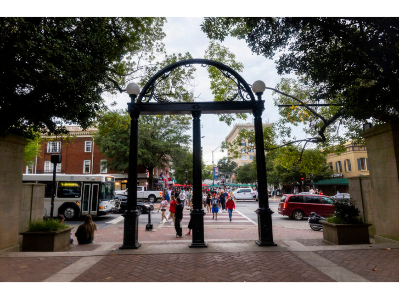 The Arch facing Downtown Athens (Dorothy Kozlowski/UGA)